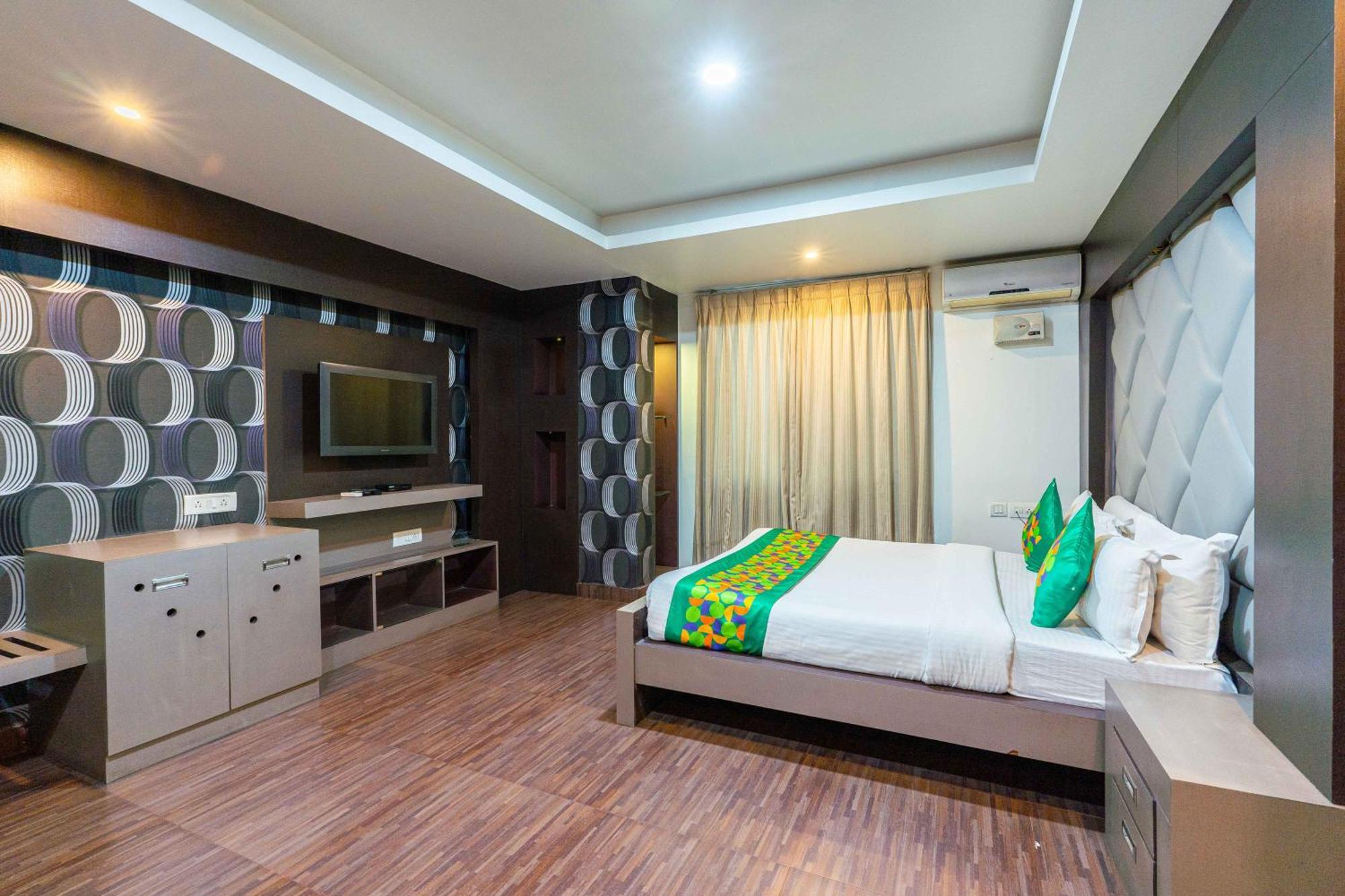 Treebo Kings Orchid Hotel Bangalore Exterior photo