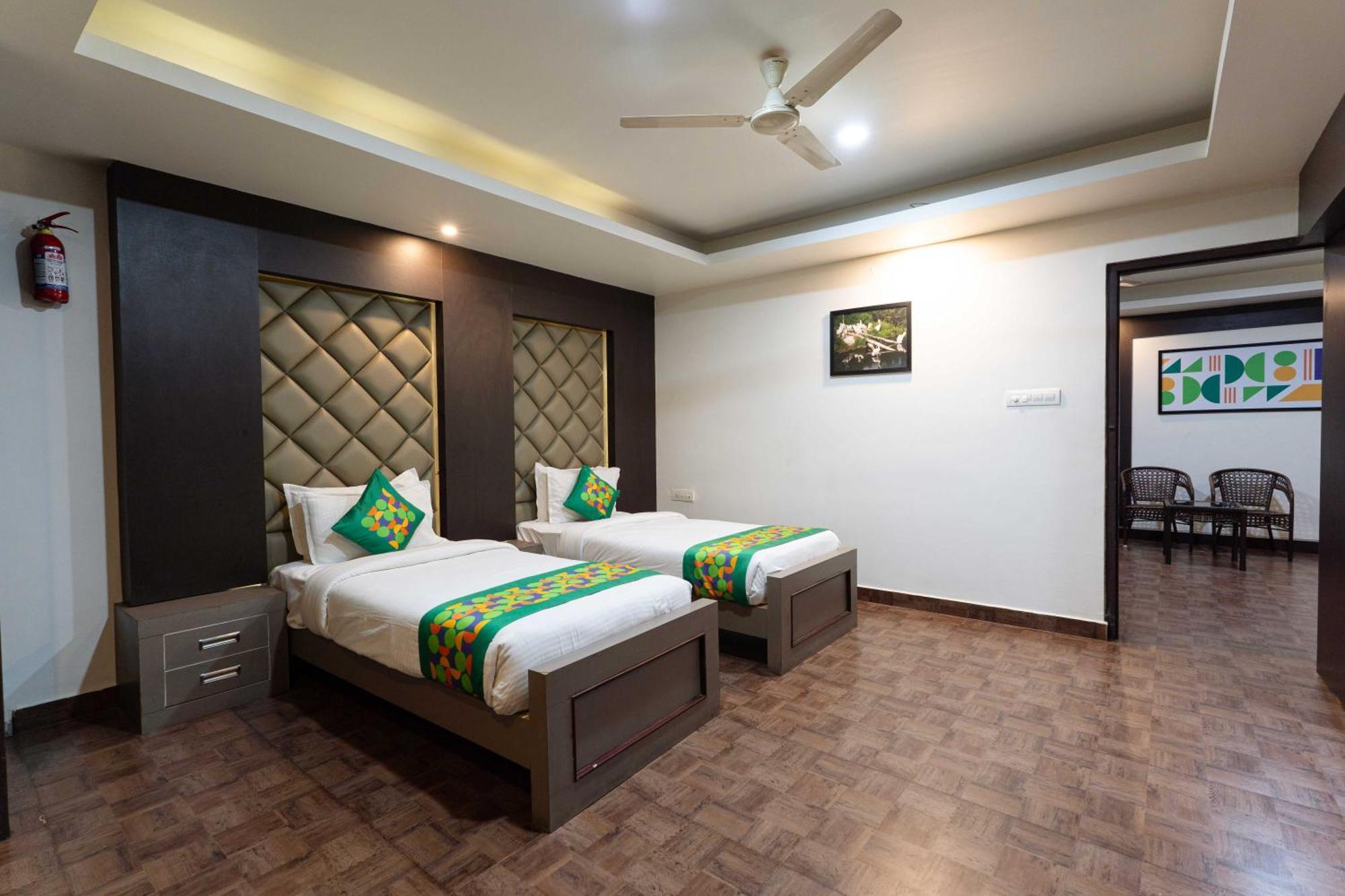 Treebo Kings Orchid Hotel Bangalore Exterior photo